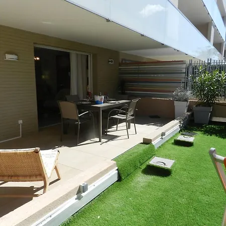 T2 Avec Terrasse, Piscine Sur Toit, Proche Et Commerces, Climatise, Garage Inclus - Fr-1-251-752